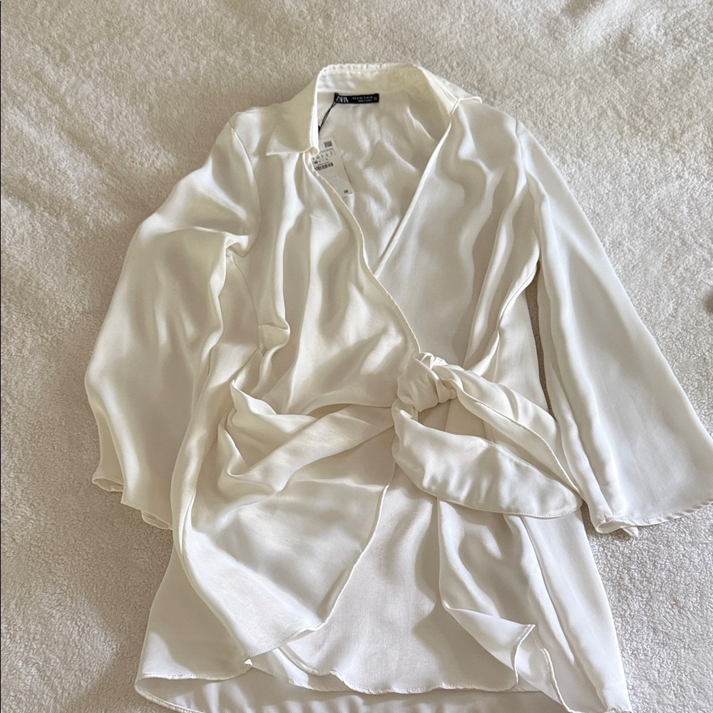 Zara white Wrap dress - Picture 2 of 3